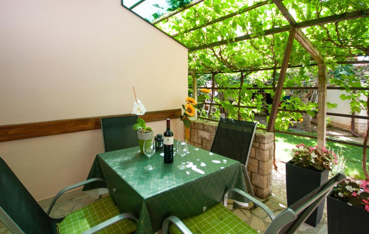 Guest House Ljubica Medulin Exterior photo