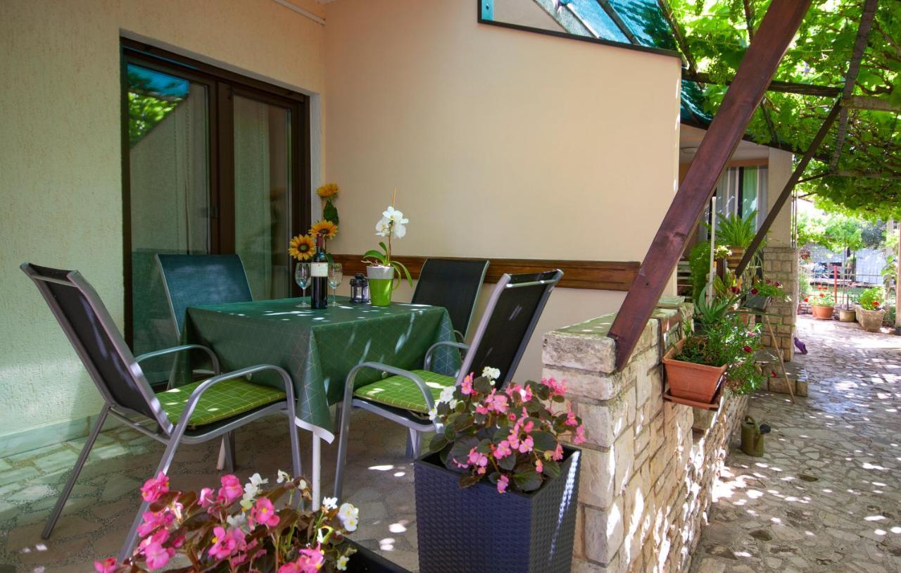 Guest House Ljubica Medulin Exterior photo