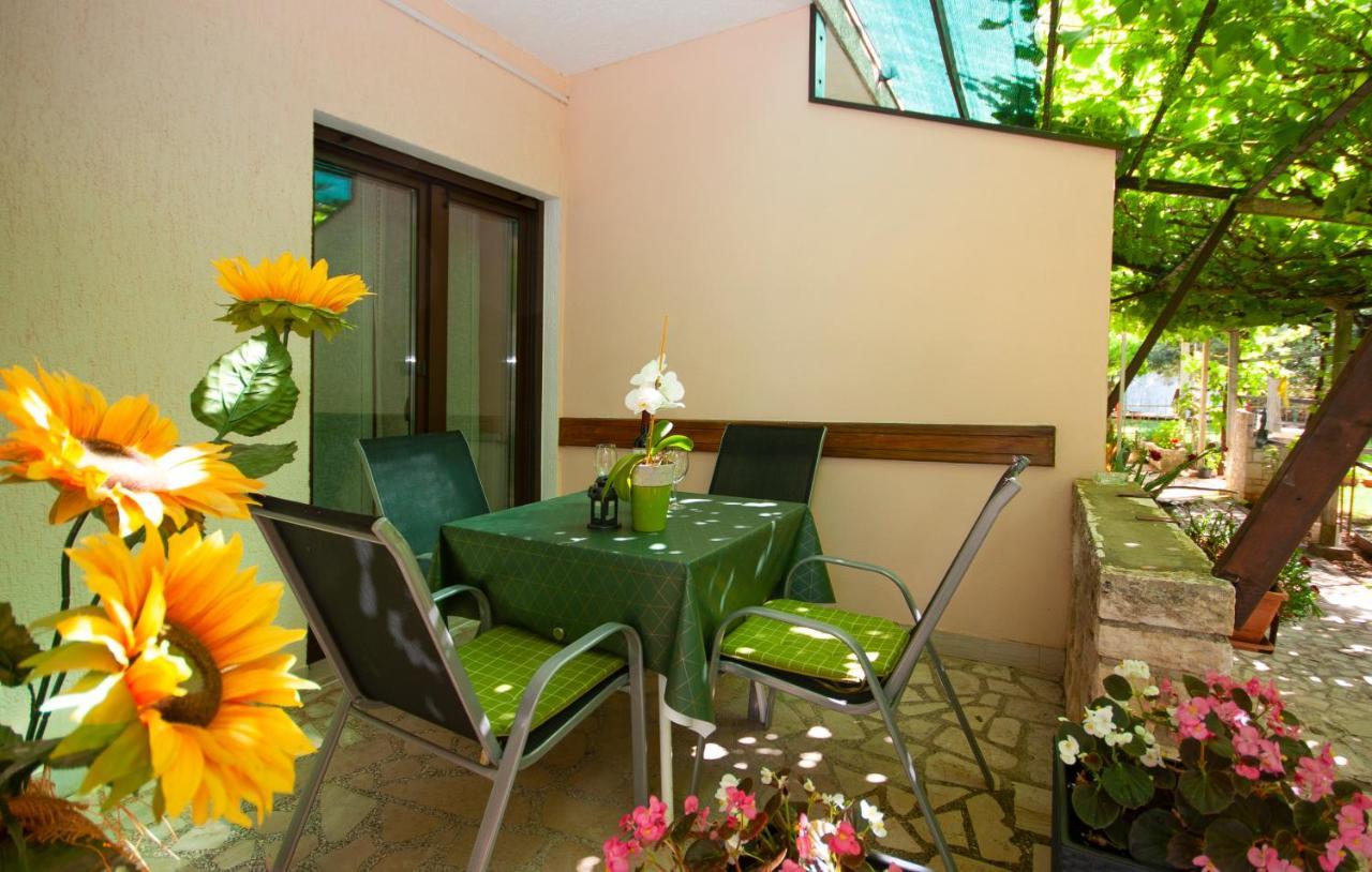 Guest House Ljubica Medulin Exterior photo