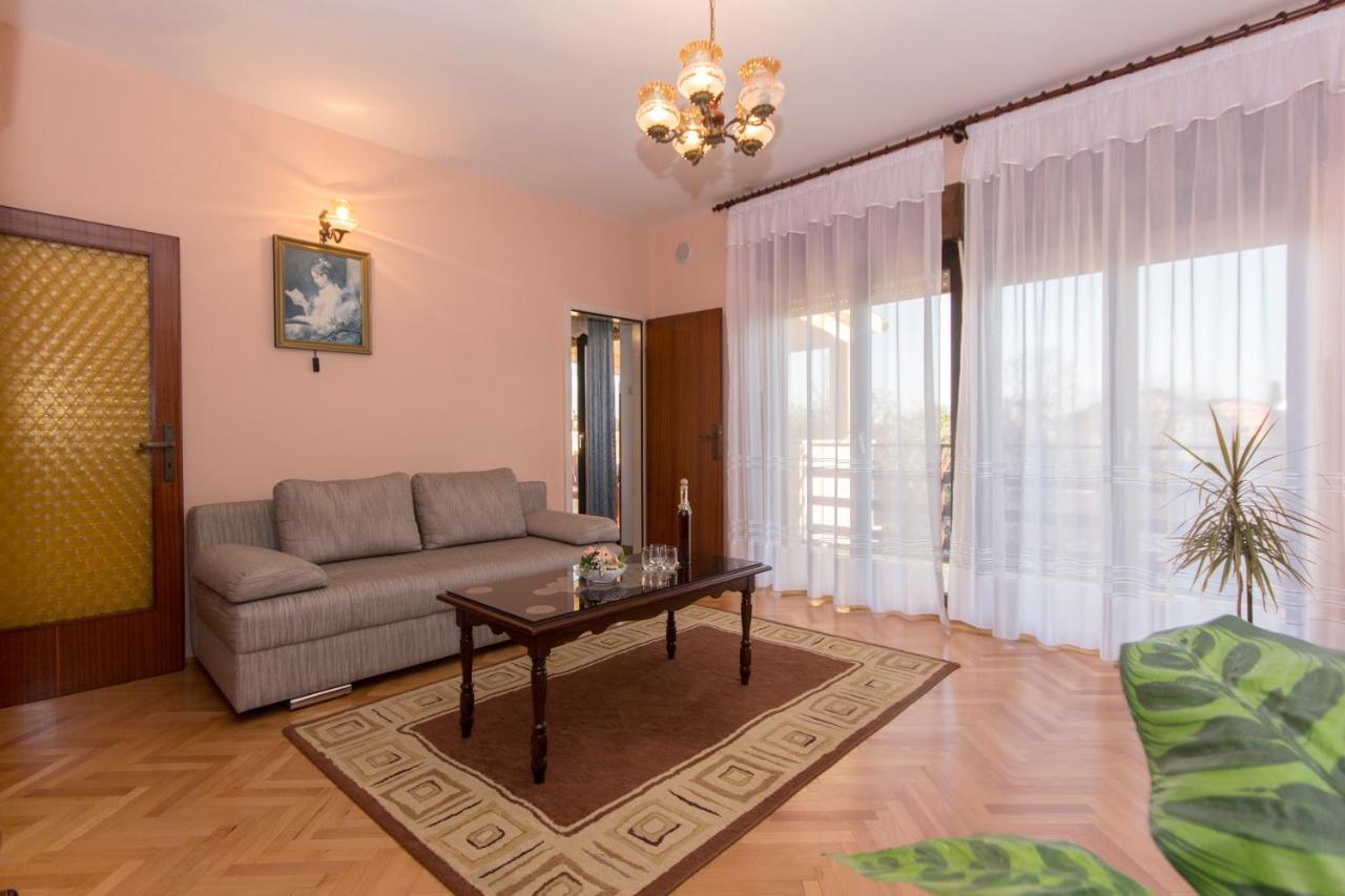 Guest House Ljubica Medulin Exterior photo