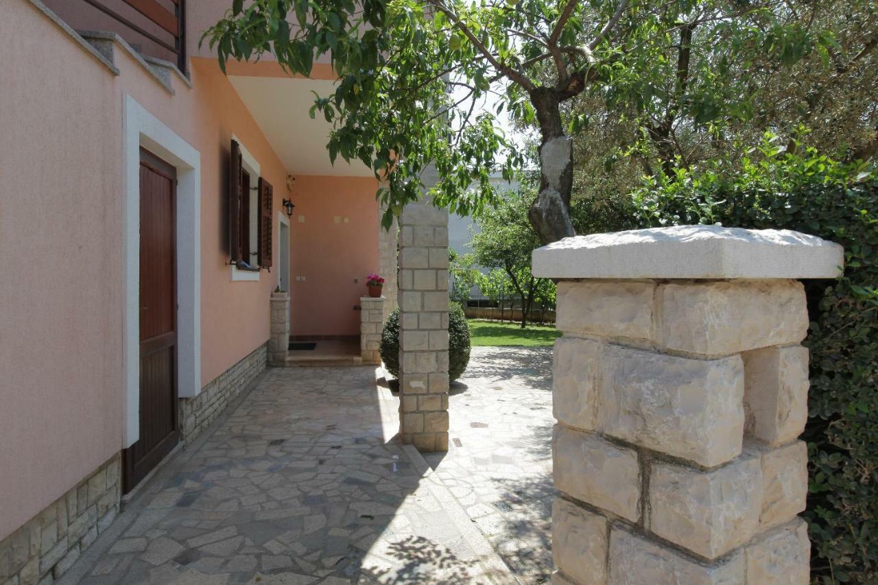 Guest House Ljubica Medulin Exterior photo