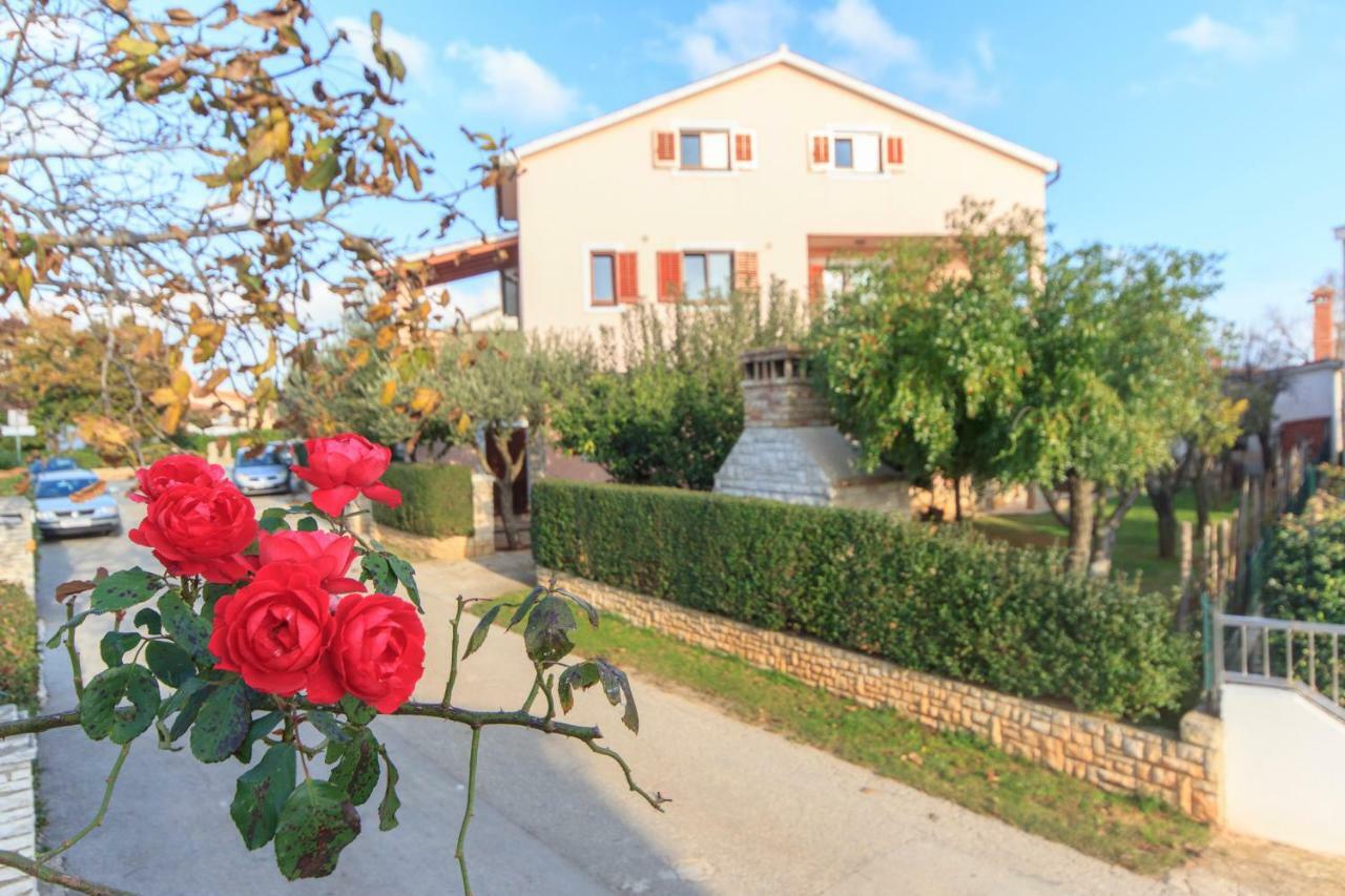 Guest House Ljubica Medulin Exterior photo